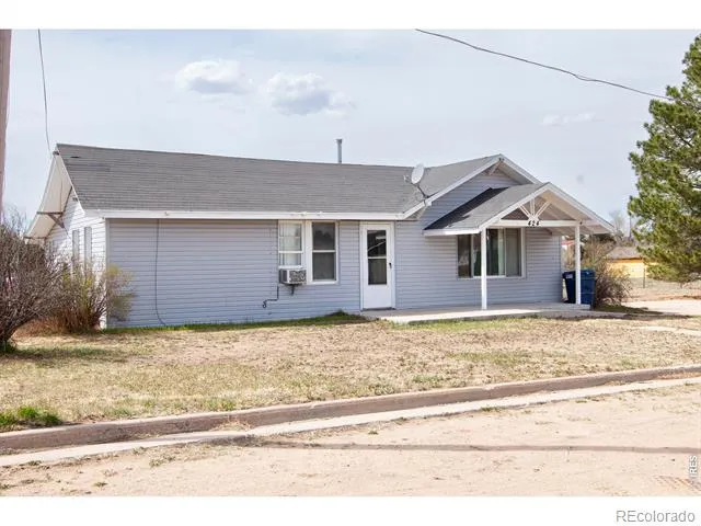 424 S Lincoln Avenue Fleming, CO 80728