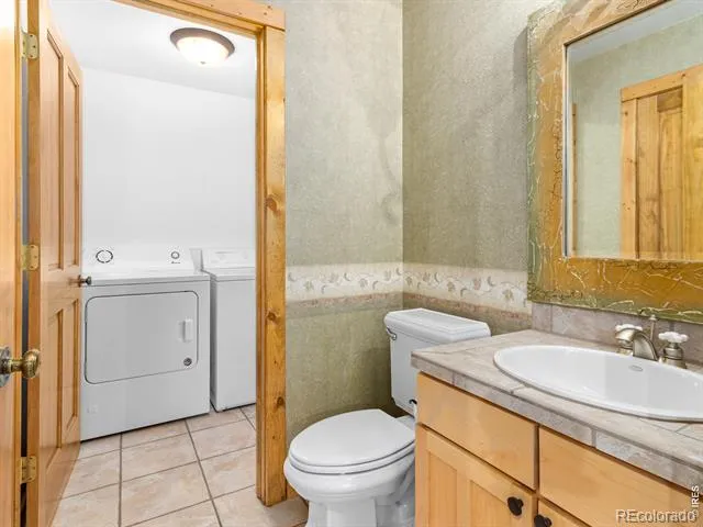 1431 S Saint Vrain Avenue #B Estes Park, CO 80517