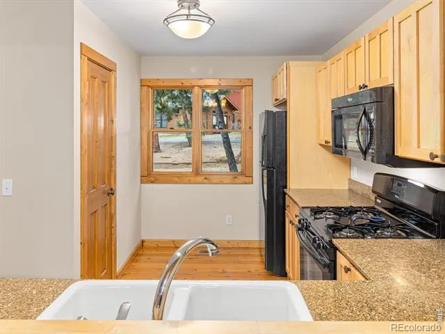 1431 S Saint Vrain Avenue #B Estes Park, CO 80517