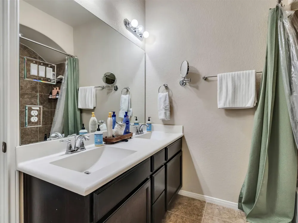 18114 Roebling Court Houston, TX 77044