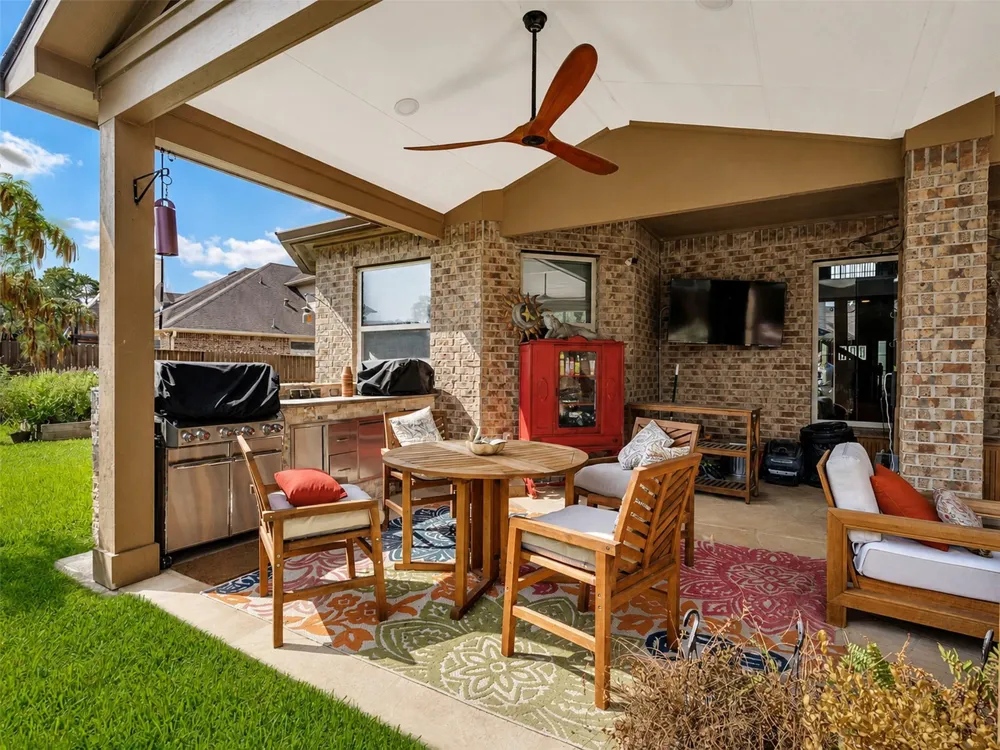 18114 Roebling Court Houston, TX 77044