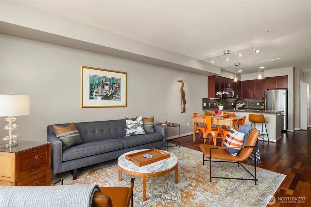 125 Ferncliff Avenue NE #E242 Bainbridge Island, WA 98110