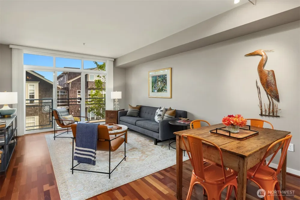 125 Ferncliff Avenue NE #E242 Bainbridge Island, WA 98110