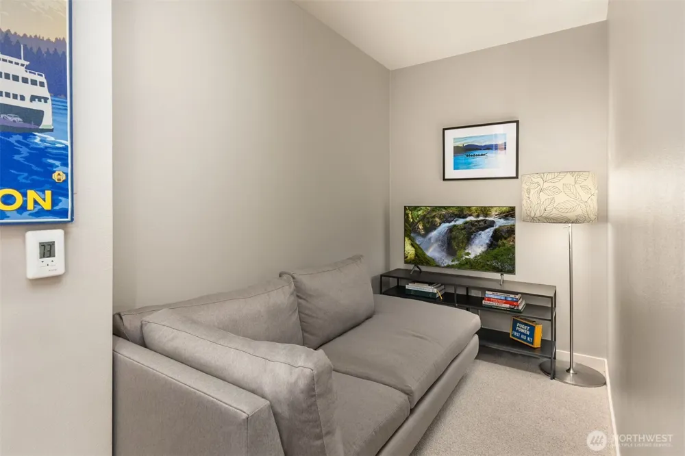 125 Ferncliff Avenue NE #E242 Bainbridge Island, WA 98110