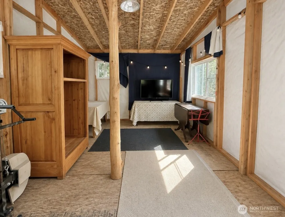181 Rustic Ridge Drive Lilliwaup, WA 98555