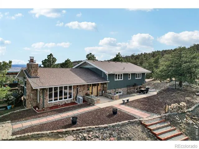 15757 Mossrock Court Longmont, CO 80503