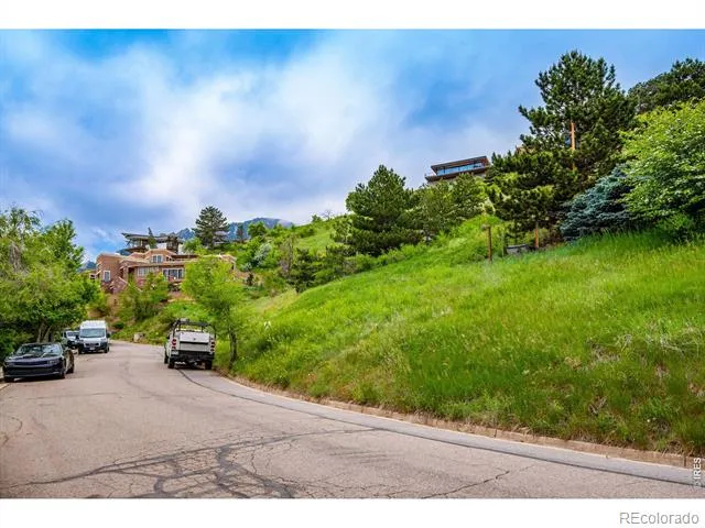 255 Bellevue Drive Boulder, CO 80302