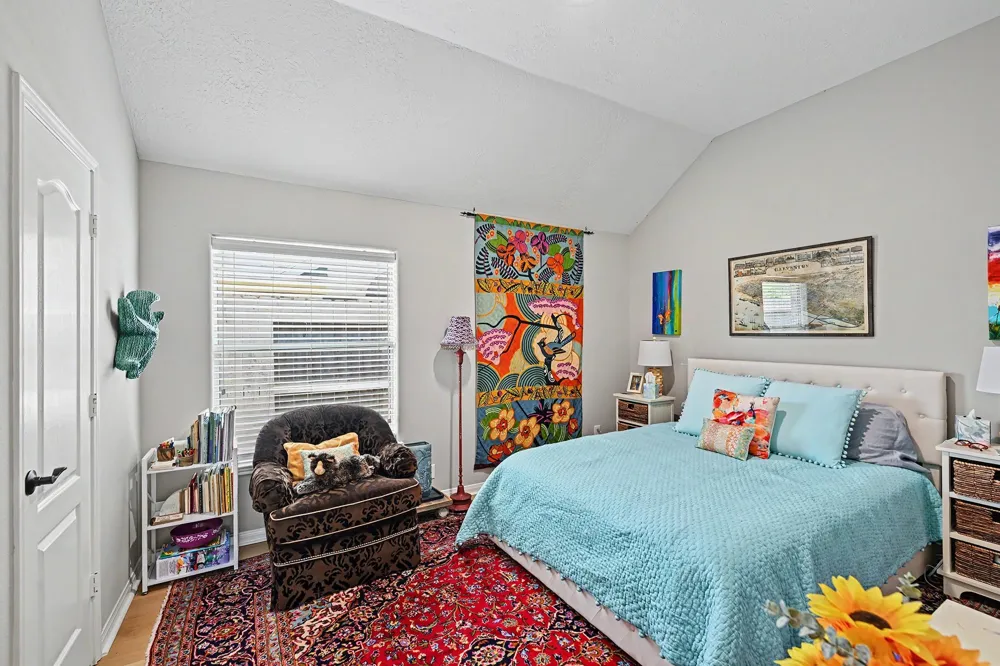 933 Mystic Village Lane Seabrook, TX 77586
