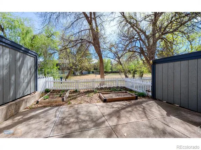 780 W Moorhead Circle #B Boulder, CO 80305