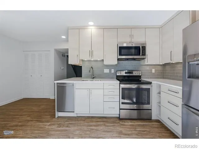 780 W Moorhead Circle #B Boulder, CO 80305