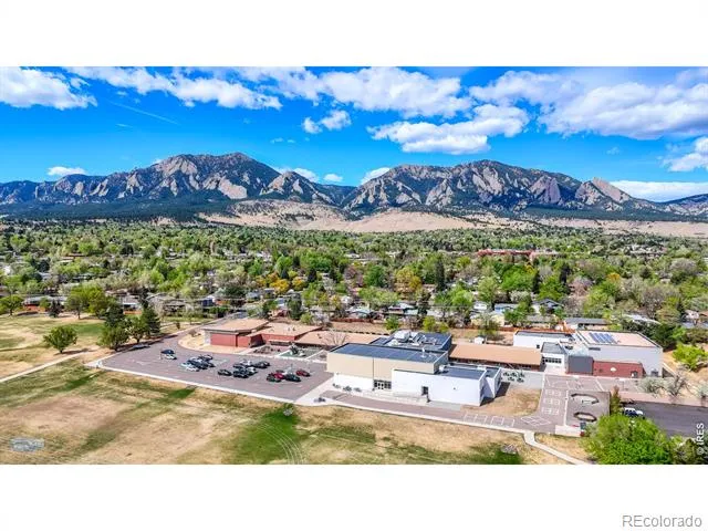 780 W Moorhead Circle #B Boulder, CO 80305