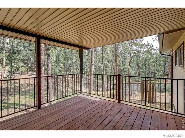 166 Cherokee Road Lyons, CO 80540