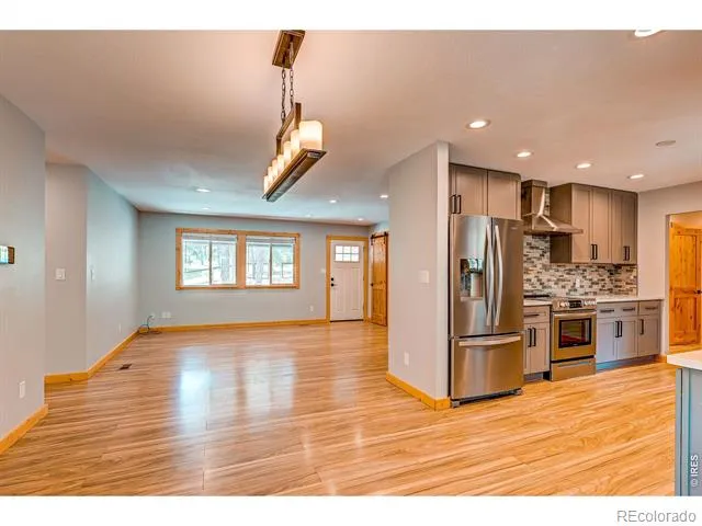 166 Cherokee Road Lyons, CO 80540
