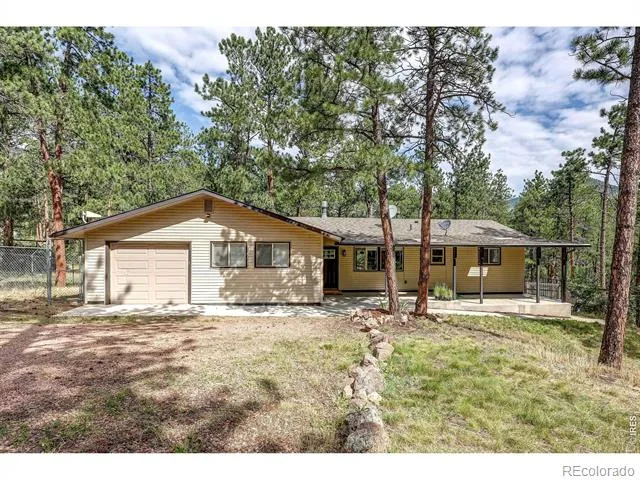 166 Cherokee Road Lyons, CO 80540