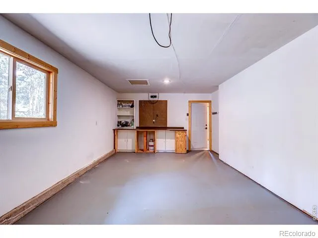 166 Cherokee Road Lyons, CO 80540