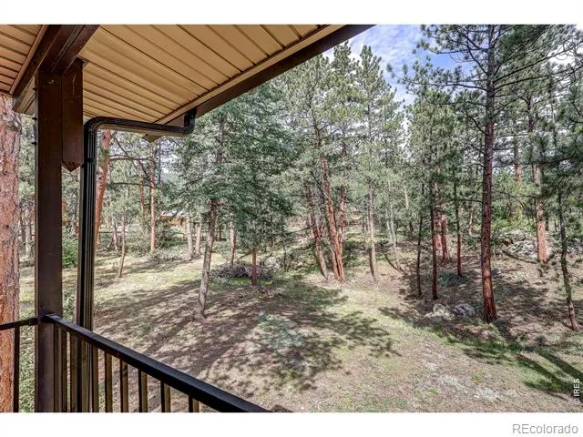 166 Cherokee Road Lyons, CO 80540