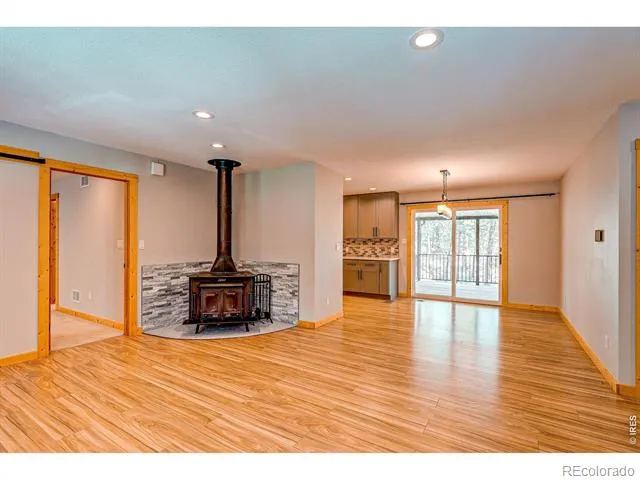 166 Cherokee Road Lyons, CO 80540