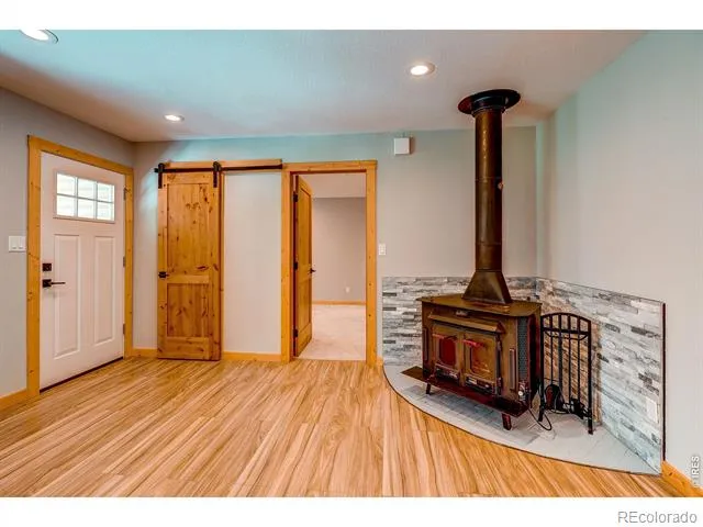 166 Cherokee Road Lyons, CO 80540