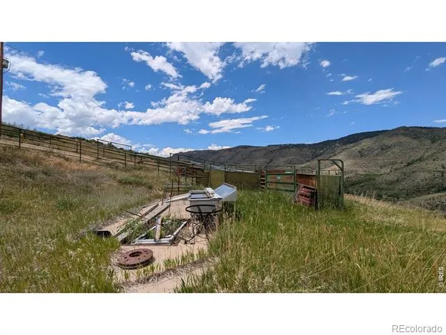 439 Redtail Ridge Way Bellvue, CO 80512