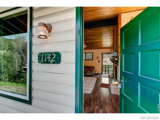 1142 Streamside Drive Glen Haven, CO 80532