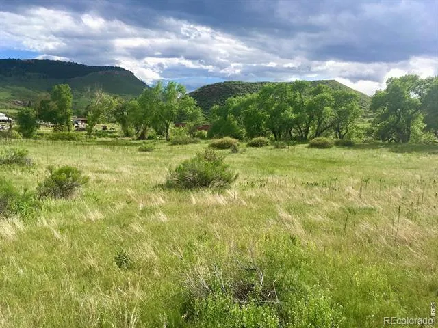 306 River Way Lyons, CO 80540