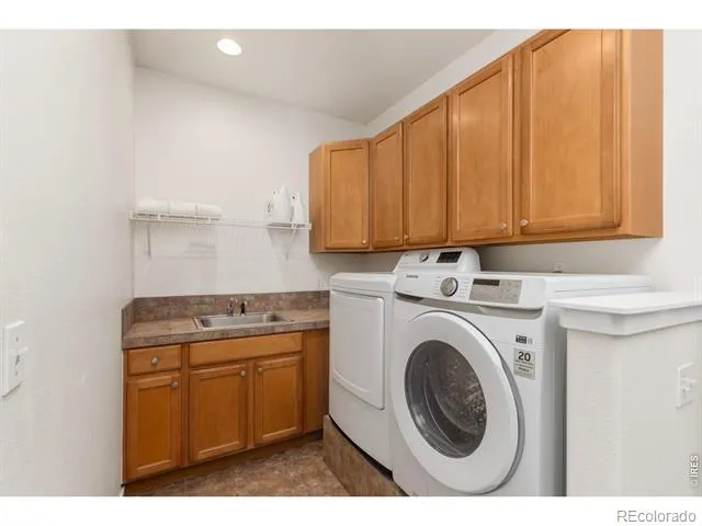 95 Rowell Drive Lyons, CO 80540