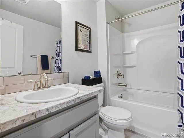 715 Apex Trail Ault, CO 80610