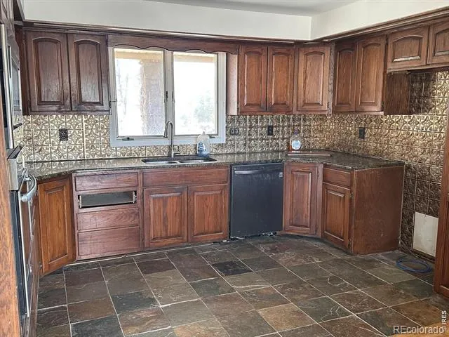 14309 83rd Street Longmont, CO 80503