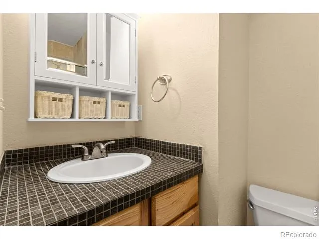 31 Kings Canyon Road Bellvue, CO 80512