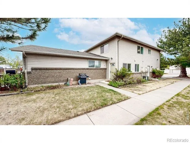 3354 S Flower Street #7 Lakewood, CO 80227