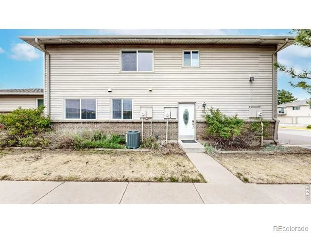 3354 S Flower Street #7 Lakewood, CO 80227