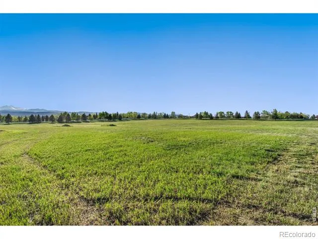 9715 Meadow Ridge Lane Longmont, CO 80504