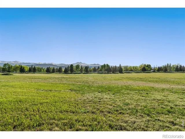 9715 Meadow Ridge Lane Longmont, CO 80504
