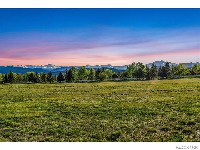 9715 Meadow Ridge Lane Longmont, CO 80504