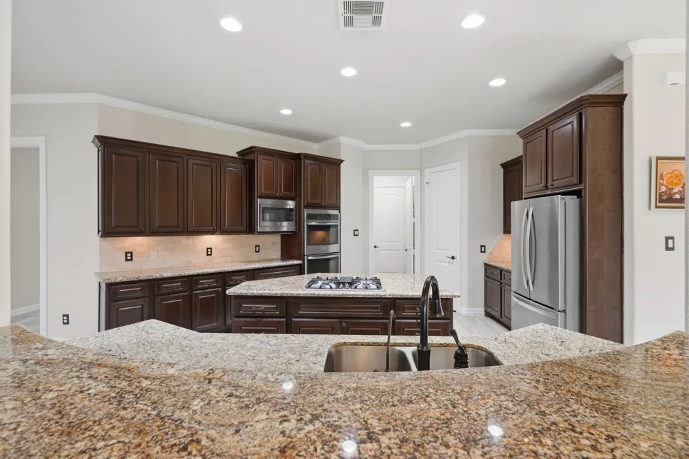 33107 Whickham Circle Weston Lakes, TX 77441