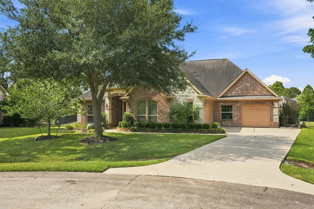 33107 Whickham Circle Weston Lakes, TX 77441