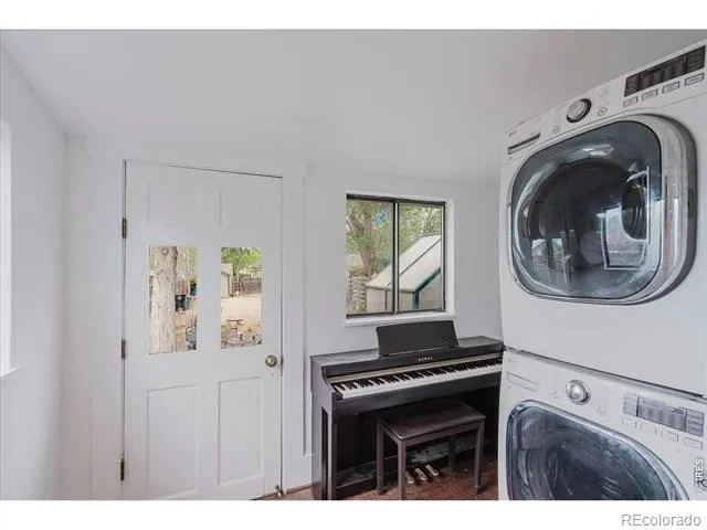 443 Baker Street Longmont, CO 80501
