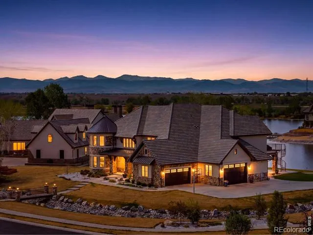9837 Shoreline Drive Longmont, CO 80504