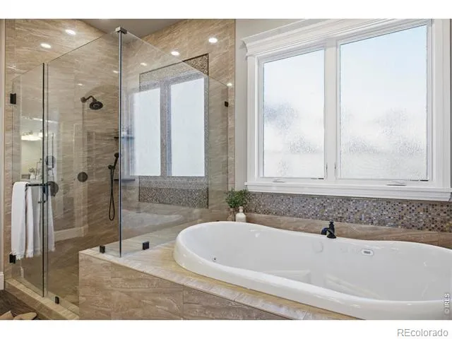 9837 Shoreline Drive Longmont, CO 80504