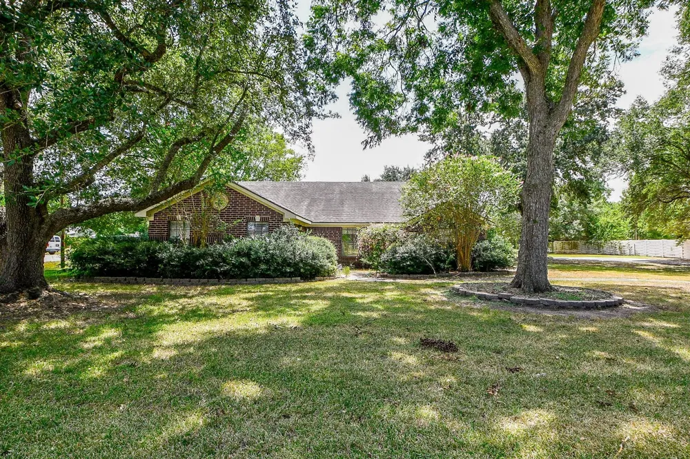 25121 Lakeview Road Katy, TX 77494