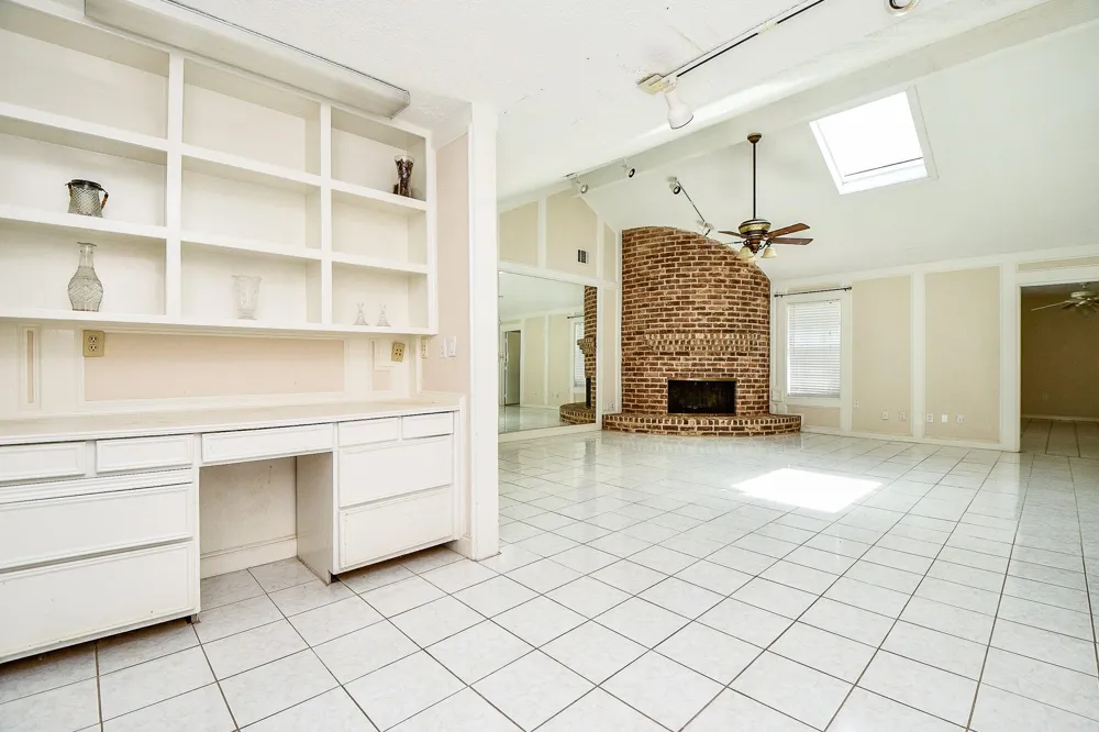 25121 Lakeview Road Katy, TX 77494