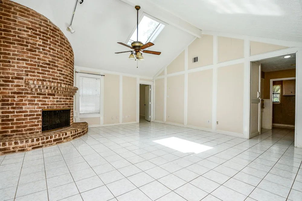 25121 Lakeview Road Katy, TX 77494