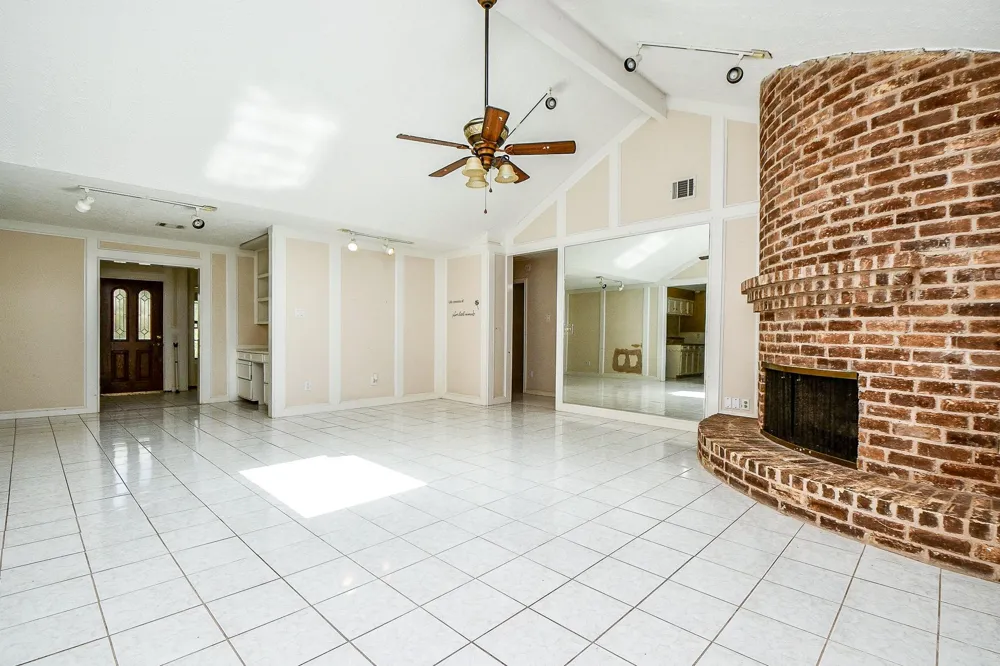 25121 Lakeview Road Katy, TX 77494