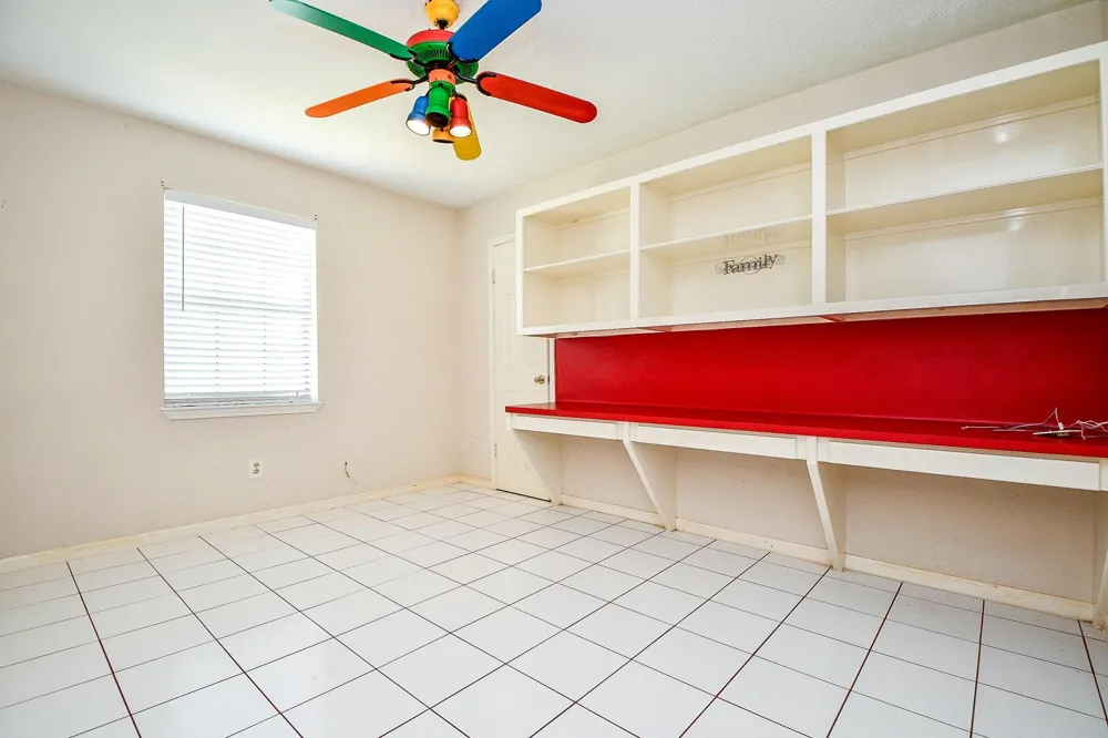 25121 Lakeview Road Katy, TX 77494
