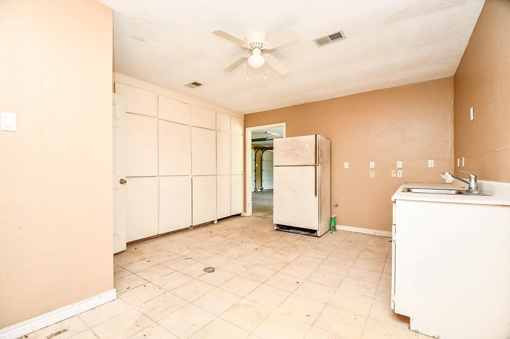 25121 Lakeview Road Katy, TX 77494