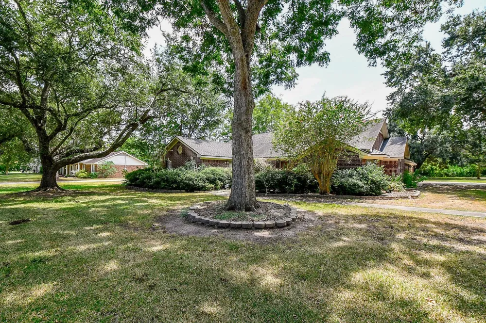 25121 Lakeview Road Katy, TX 77494