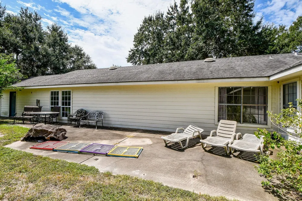 25121 Lakeview Road Katy, TX 77494