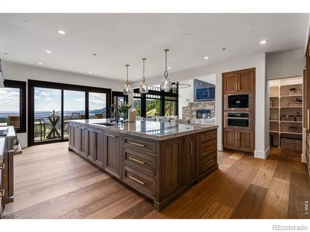166 Valley View Way Boulder, CO 80304