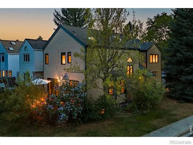 5592 Stonewall Place Boulder, CO 80303