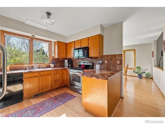 5592 Stonewall Place Boulder, CO 80303